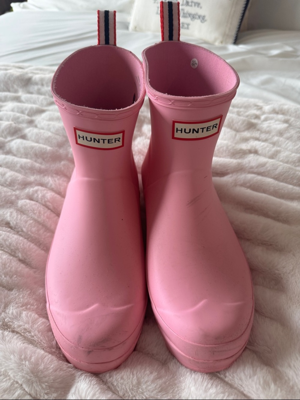 Hunter Pink Short Gloss Rain Boots